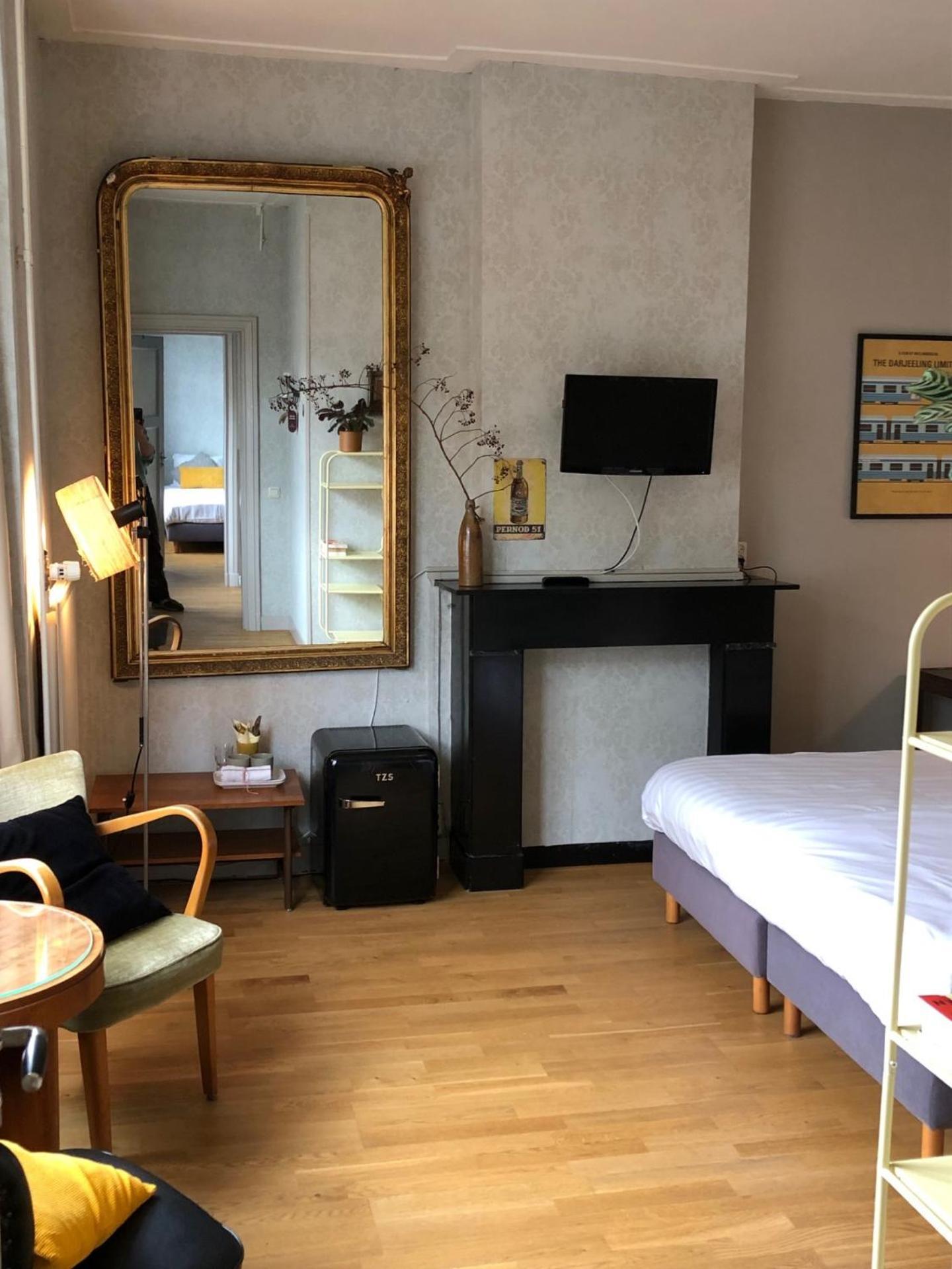 Logis Pastis Hotel Maastricht Exterior photo